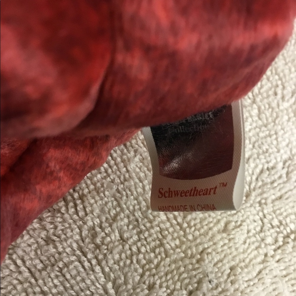 Retired beanie baby sweetheart brand new never played with